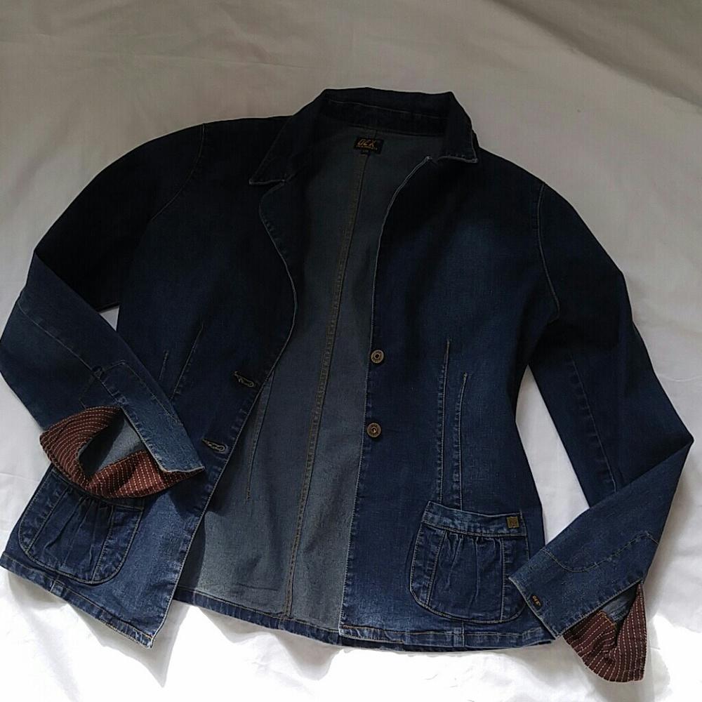 Jacket - Picture 7 of 8
